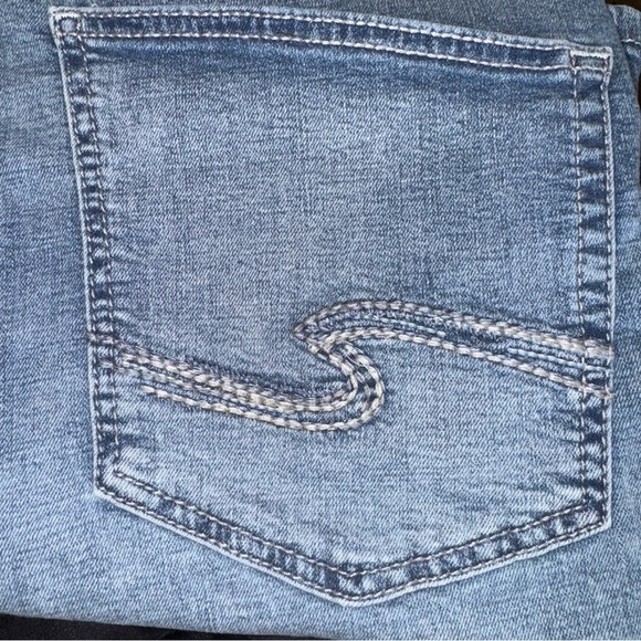 Silver Zac Shorts Men’s Size 34”X 12”Faded Blue Mid Rise Zipper Stretch Jean - Picture 1 of 8